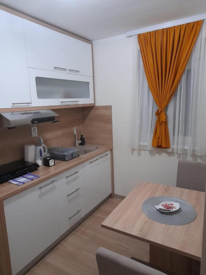 Apartmani Lotus 브르드니크 외부 사진