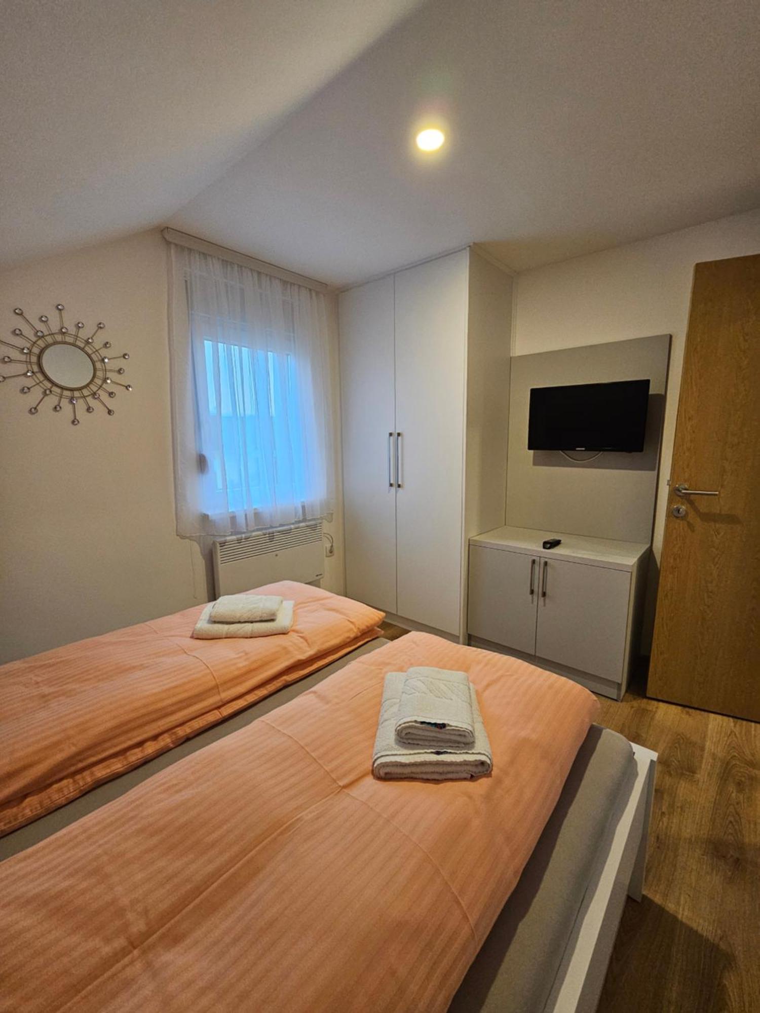 Apartmani Lotus 브르드니크 외부 사진
